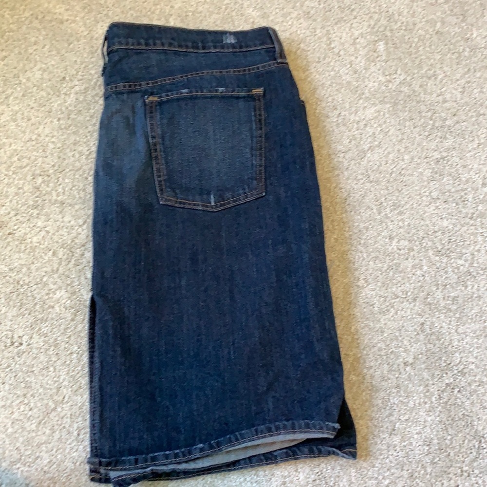 STRETCHY GAP JEAN SKIRT